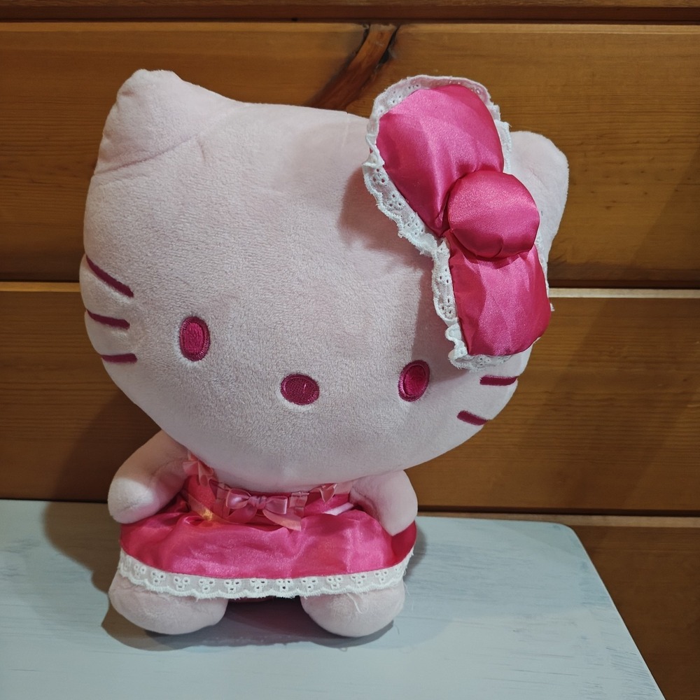 Hello Kitty and Friends, Hello Kitty‎ 12" Pink Monochrome Plush Valentines E22